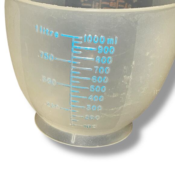 Vintage Tupperware Mix N Store Measuring Bowl 4 Cups Pitcher 32 oz 1288 1 Liter - Picture 5 of 12